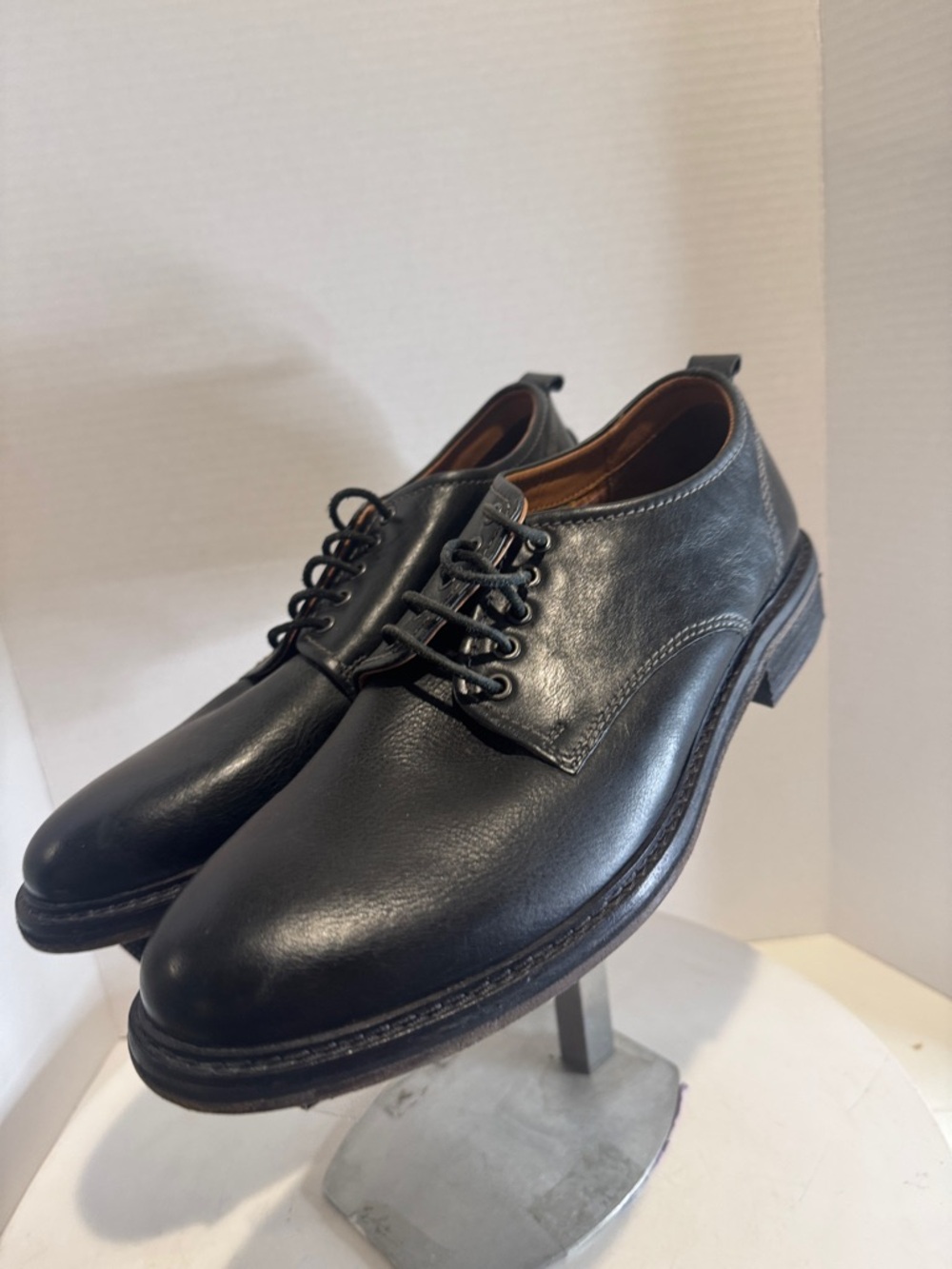 Lucky Brand Mens 115-20304 Black Hogan Leather LaceUp Size 8.5 brand new